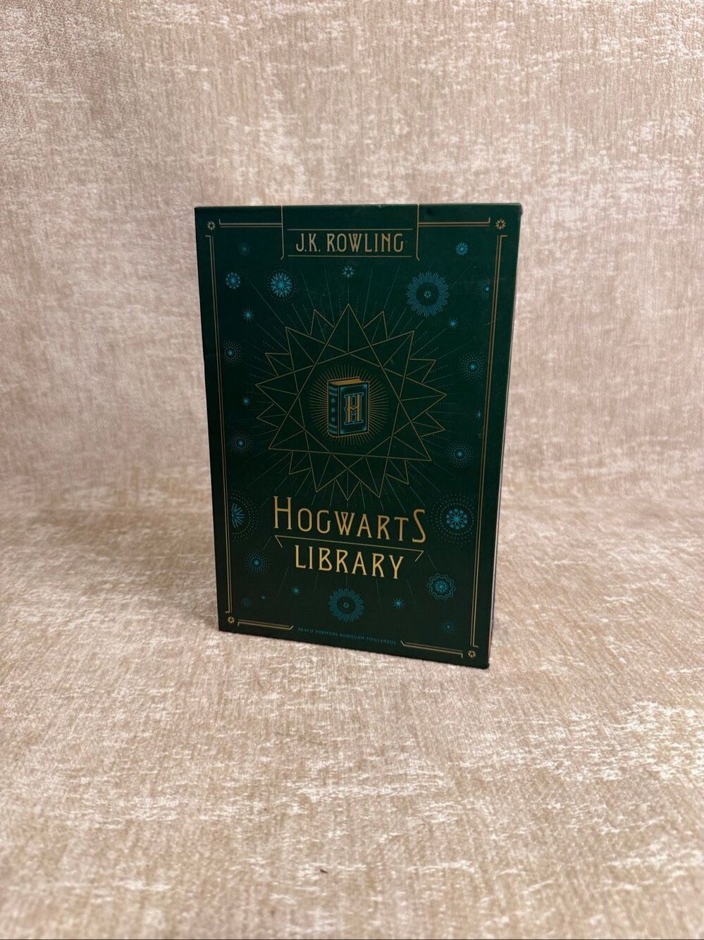 Hogwarts Library Box Set J.K. Rowling Hardcover Tales Beedle Bard Fantastic Book